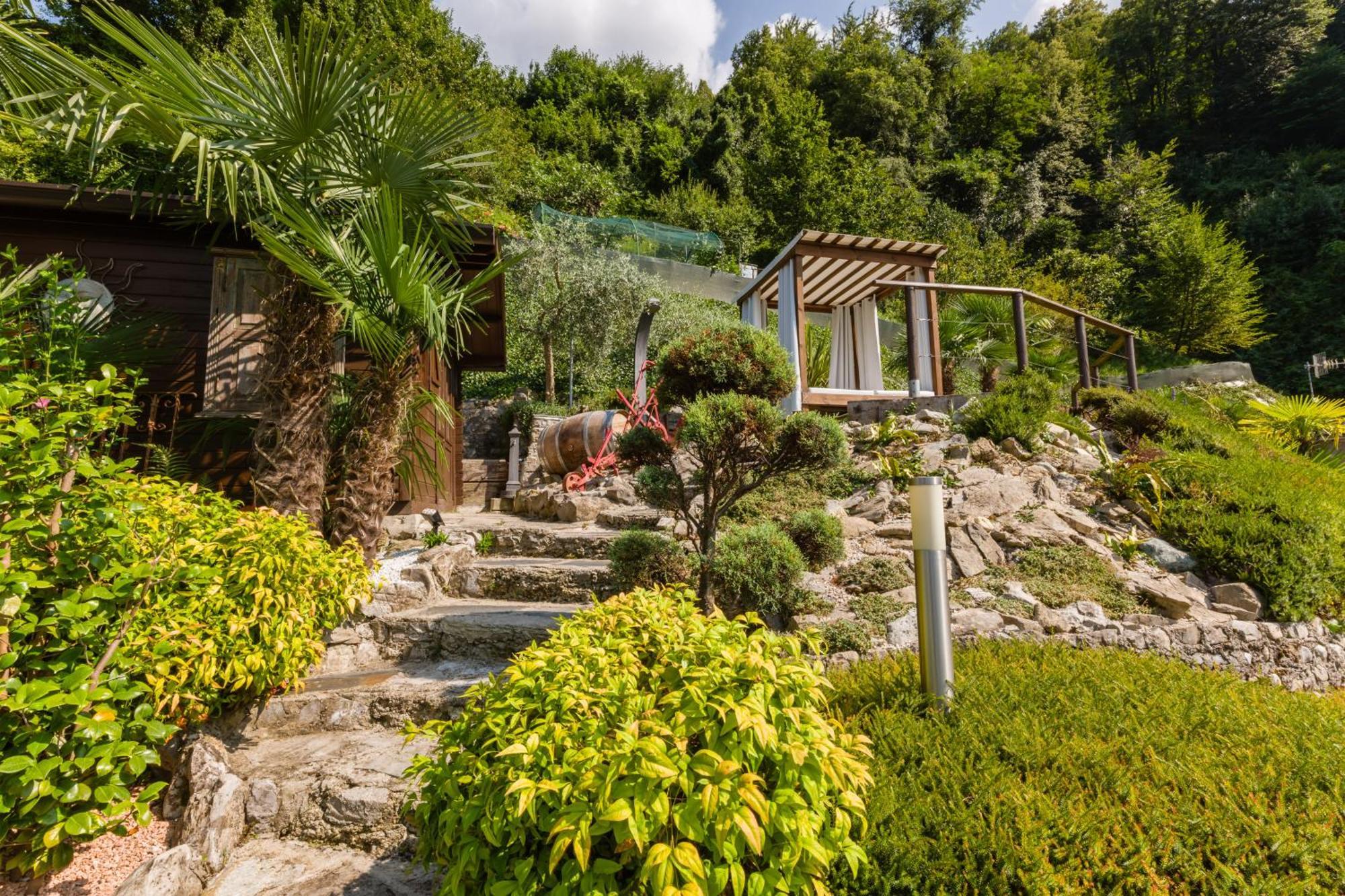 Villa Rosch 레체노 외부 사진