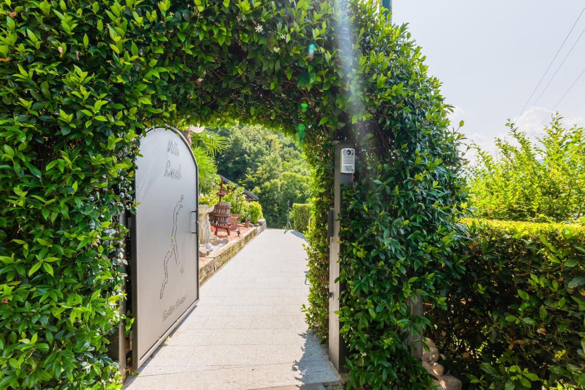 Villa Rosch 레체노 외부 사진